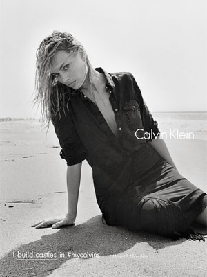 Margot Robbie Calvin Klein